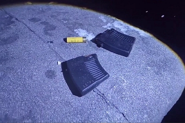 Обнаруженные на крыше после перестрелки патроны.