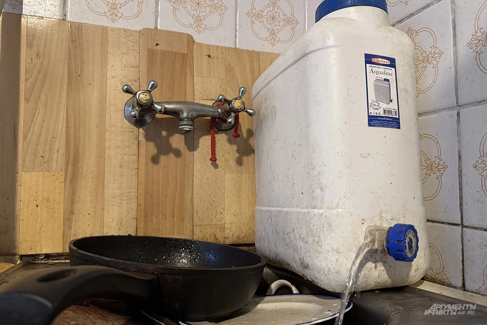 Имитация работающего водопровода. 