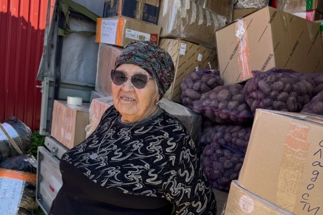 Бабушка Вера стала самым возрастным волонтёром региона и, возможно, всей России.