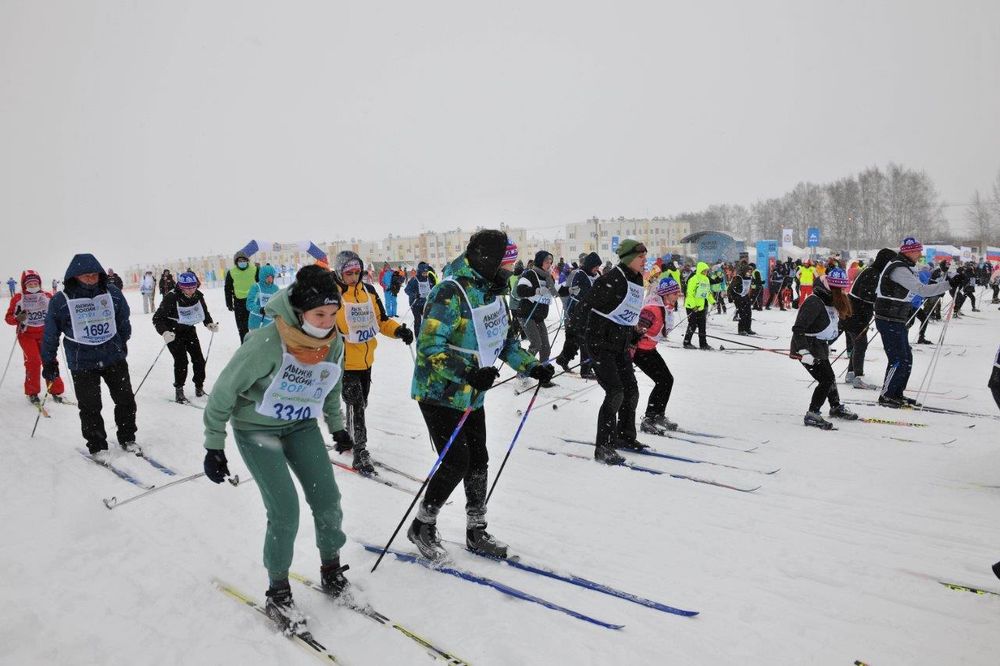 Несмотря на мороз и метель, на гонку вышли 4,5 тыс. нижегородцев.