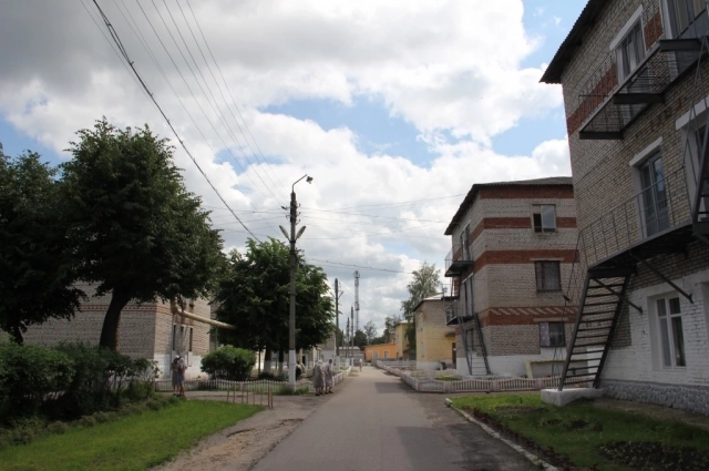 Осужденные живут в помещениях по типу общежитий.