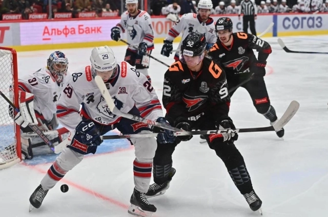 Хоккейный блогер, комментируя итоги первого раунда, признался: эмоции зашкаливали.