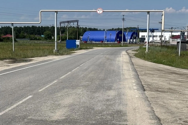 От Парижа до Джабыка проложили асфальтированную дорогу.