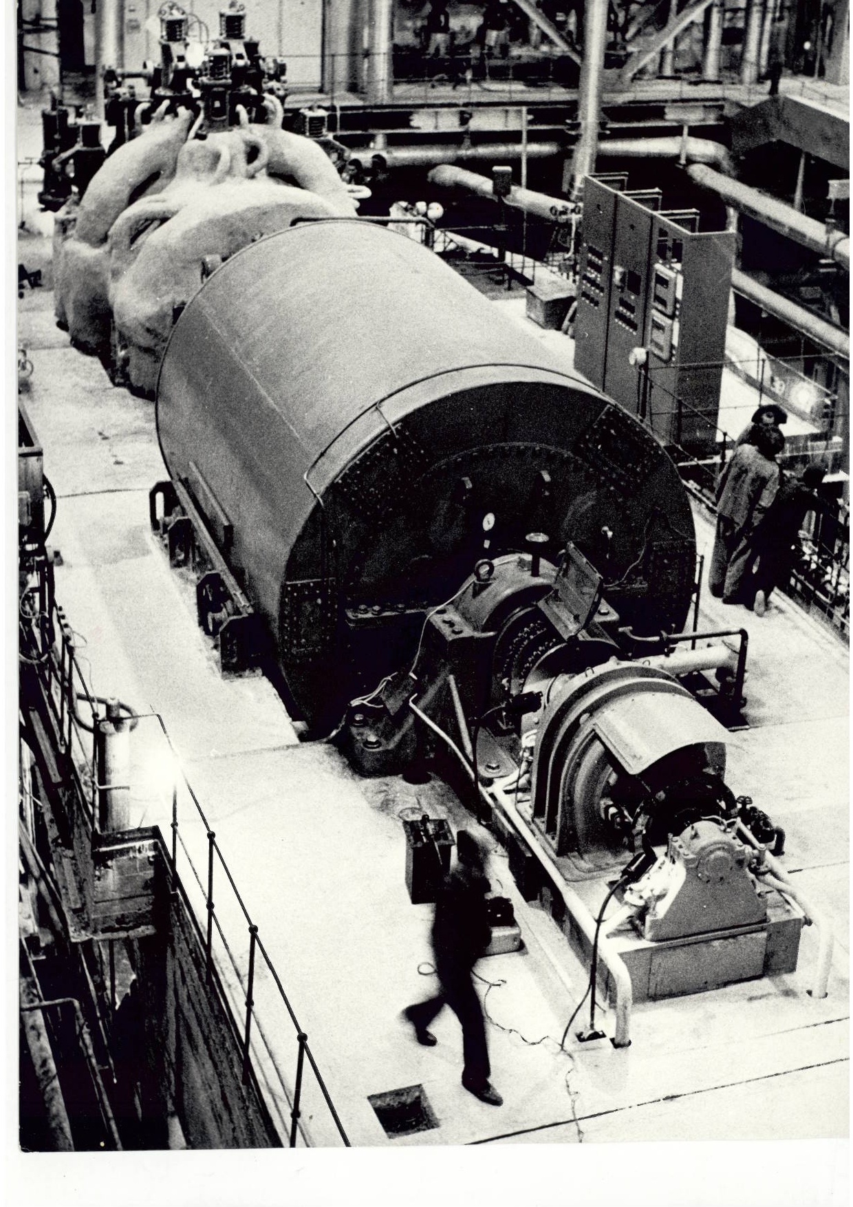 Каргалинская ТЭЦ и 45 лет назад был запущен первый турбогенератор Каргалинской ТЭЦ