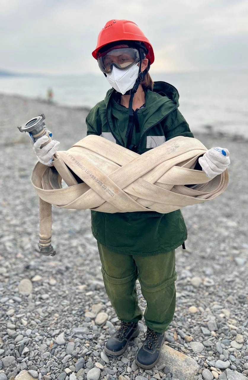 Добровольные степные пожарные Астрахани