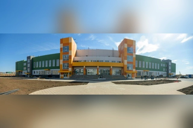 На улице Гаранькина в Оренбурге строится самая большая школа в регионе.
