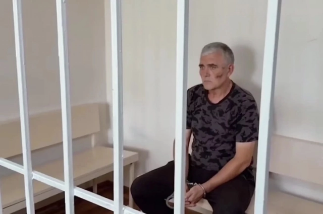 Обвиняемому продлили арест.