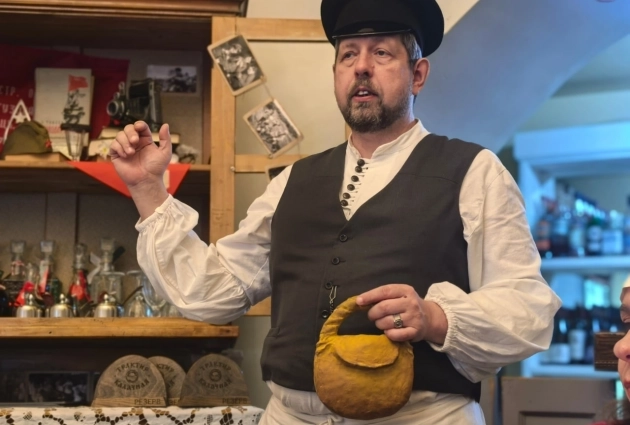 Калачи делались со специальной «ручкой».