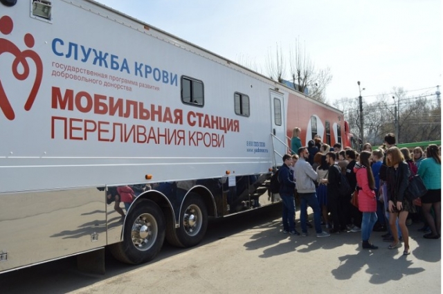 В Красноярском крае работают две мобильные станции заготовки крови на шасси грузовиков.