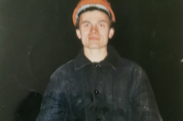 Михаил Барков получил рабочую профессию «каменщика-монтажника-сварщика» в одном из ПТУ Перми, но связал жизнь с нефтепереработкой.