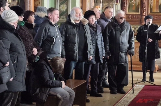 Борис Каплун (в центре) пообещал, что 