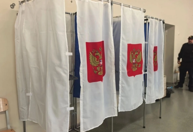 В кабинках можно проголосовать.