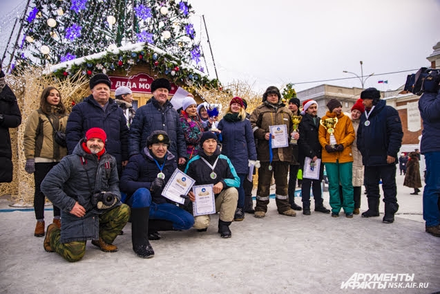 Победители Фестиваля снежных скульптур.