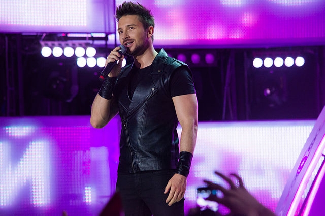 Сергей Лазарев.