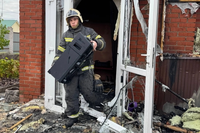 Дом серьёзно пострадал.