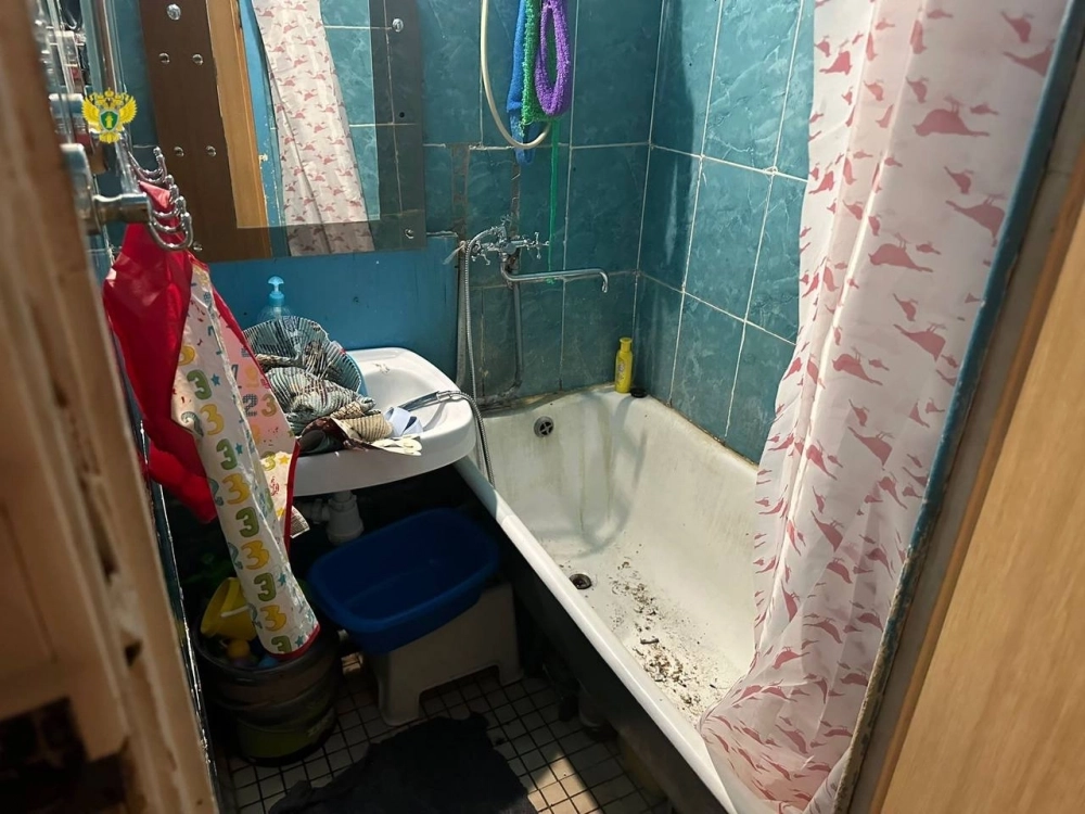 Как выяснило следствие, перед этим мать утопила дочь в ванной.