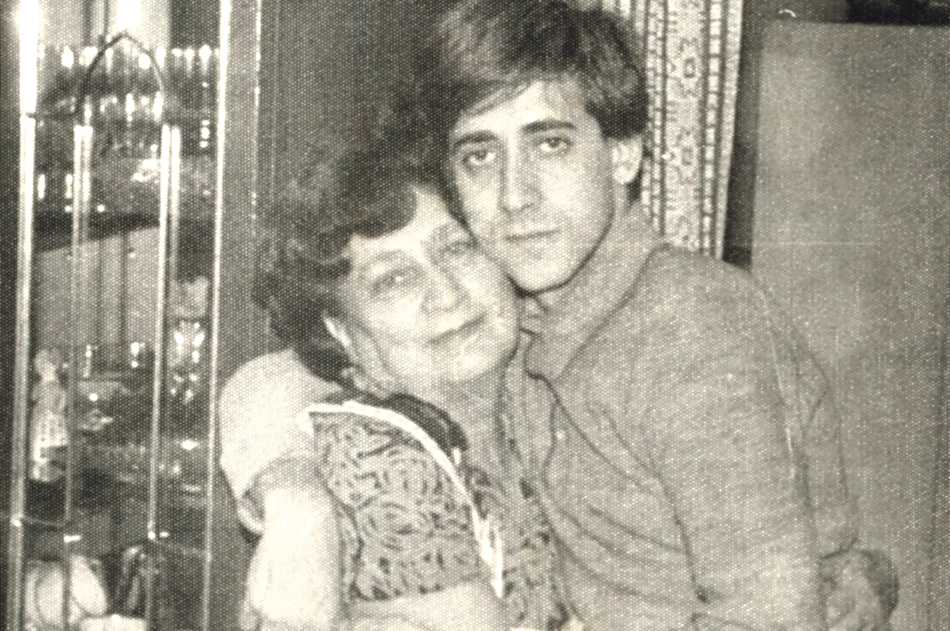 Жена Вацлава Дворжецкого Рива Левите с сыном Евгением.