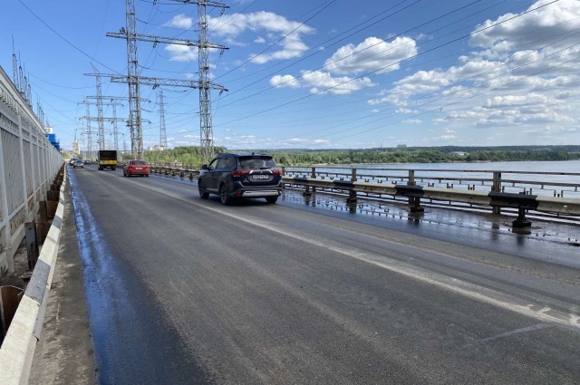 Возле Камской ГЭС зимуют несколько орланов.