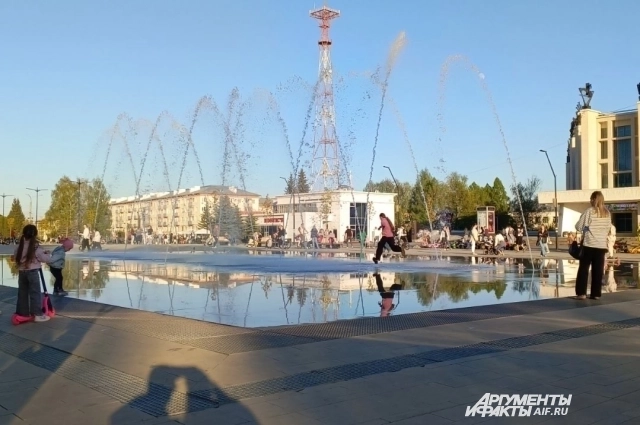 Центральная площадь Ижевска.