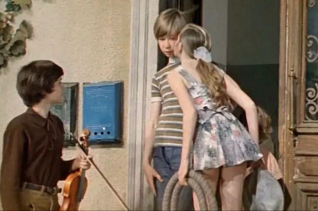 Кадр из фильма «Автомобиль, скрипка и собака Клякса»