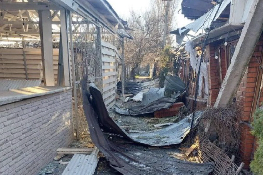 Первые кадры с места удара БПЛА ВСУ в Хорлах.