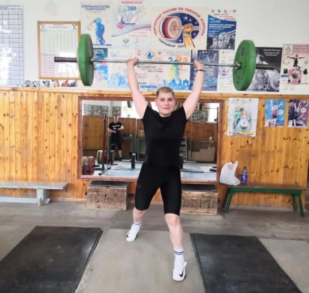 Анжелика Ситникова после занятий со штангой чувствует легкость.