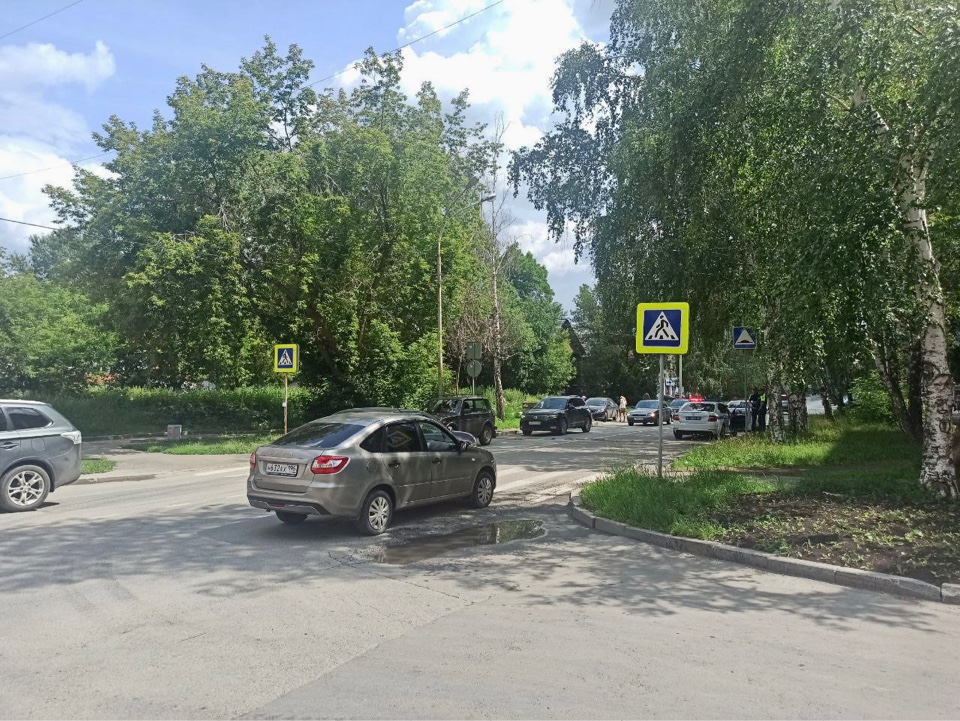 В Екатеринбурге автоинспекторы устанавливают обстоятельства ДТП с детьми
