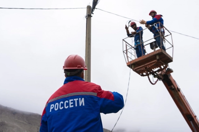 Если долг не погашен, специалист имеет полное право отключить электроэнергию.