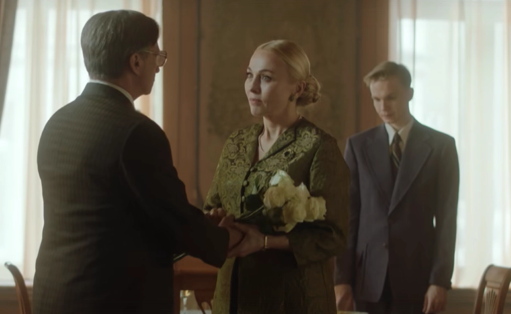 Кто убийца в сериале «Разящий луч»?