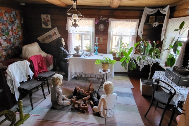 Дом бабушки Екатерины Петровны Потолицыной, где до 8 лет жил будущий писатель..