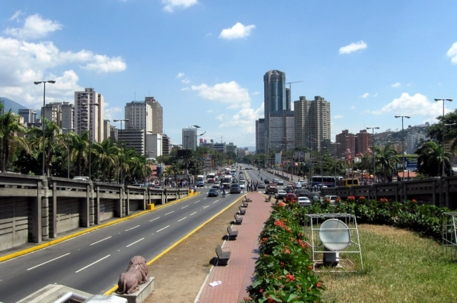 Проспект Боливар в Каракасе.