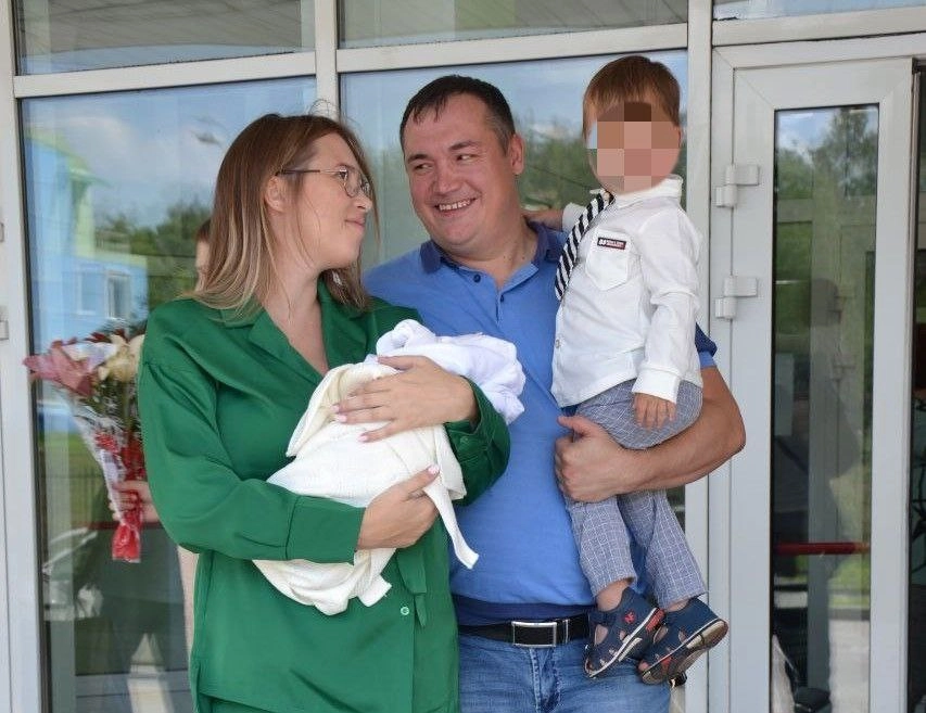 Надежда Данилкина - мама двоих детей.