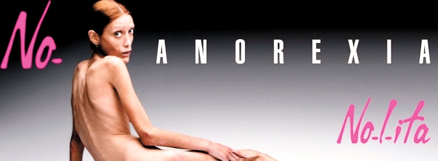 Модель Изабель Каро, ставшая символом анорексии, умерла в 28 лет. Весила она всего 30 кг.