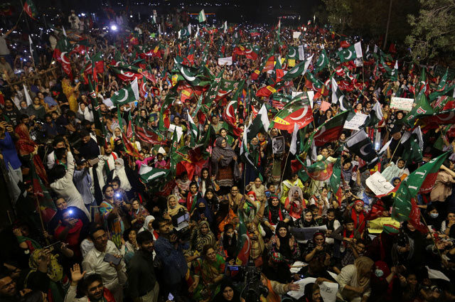 Митинг в поддержку бывшего премьер-министра Пакистана Имрана Хана в Пешаваре.