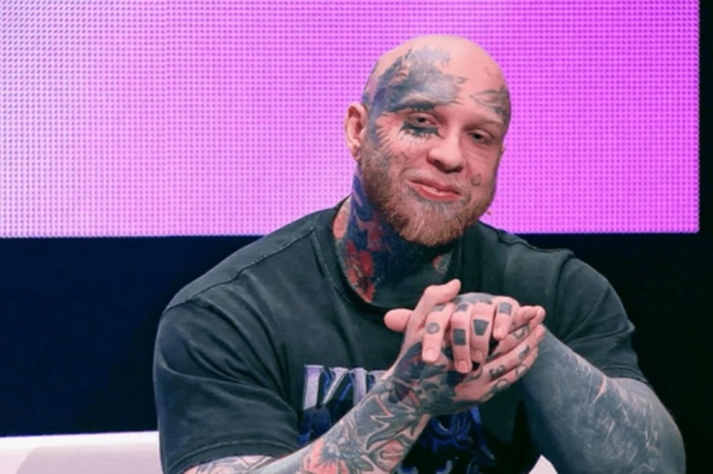 В 2018 году работал воспитателем в «Школе Росатома».