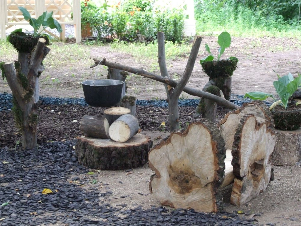 Брутализм, площадка для отдыха.