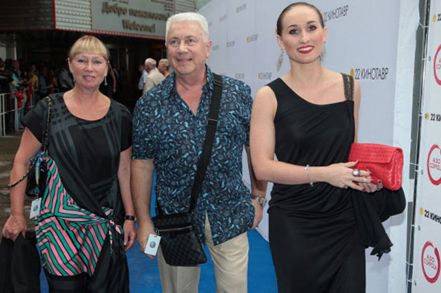 Владимир Винокур с женой Тамарой и дочерью Анастасией