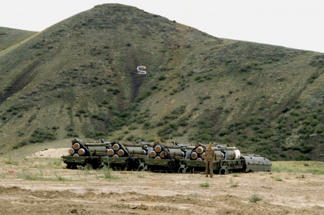 Подготовка Уничтожение советских ракет в соответствии с ДРСМД. Казахстан, 1988 г