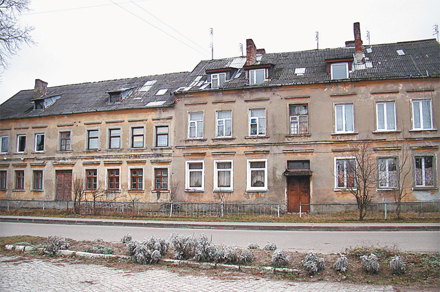 Это тот же дом в городе Мамоново Калининградской области - до капитального ремонта
