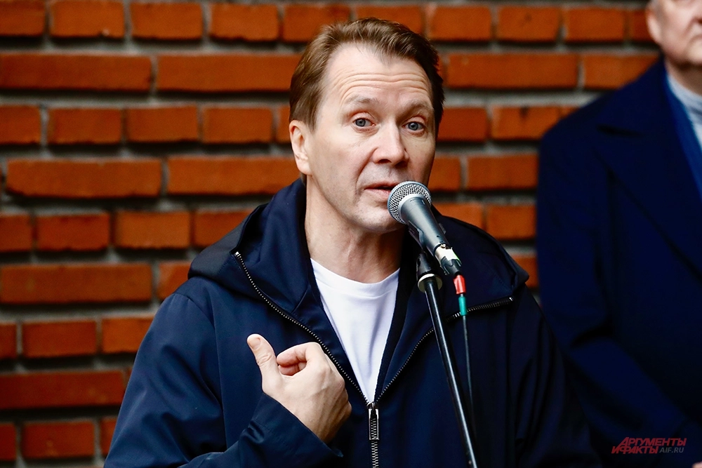 Евгений Миронов.