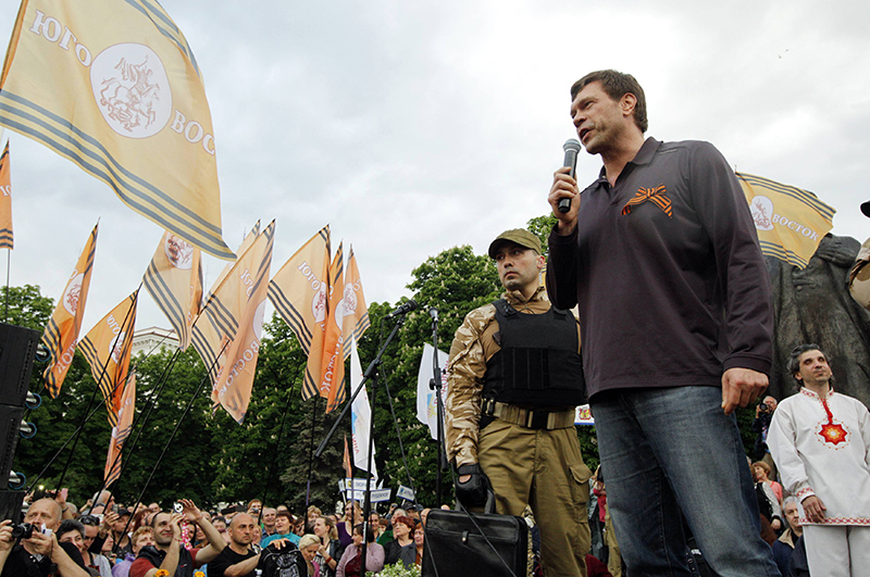 Олег Царёв на митинге в Луганске