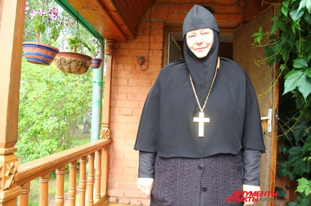 Настоятель Ачаирского женского монастыря Честного Креста Господня игуменья Таисия.