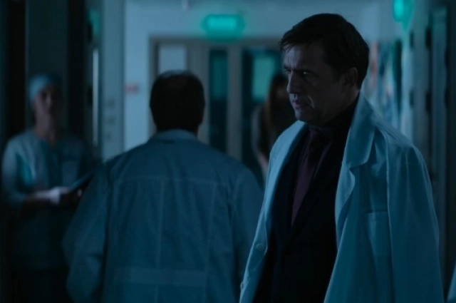 Владимир Вдовиченков сыграл роль отца Мити.