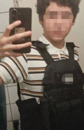 Напавший школьник Тимофей