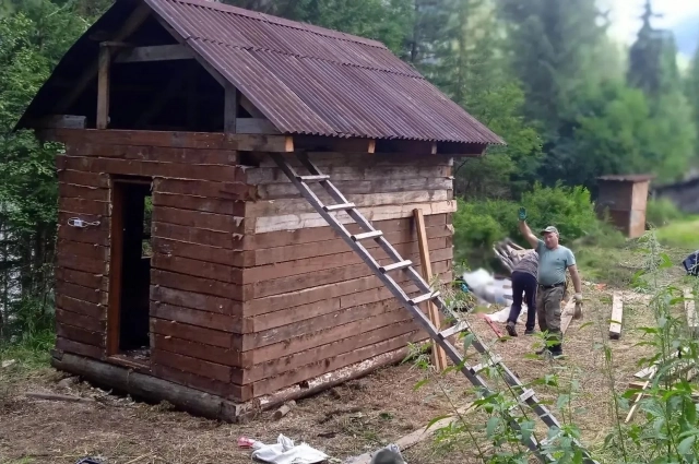 Новый кордон рядом с заимкой.