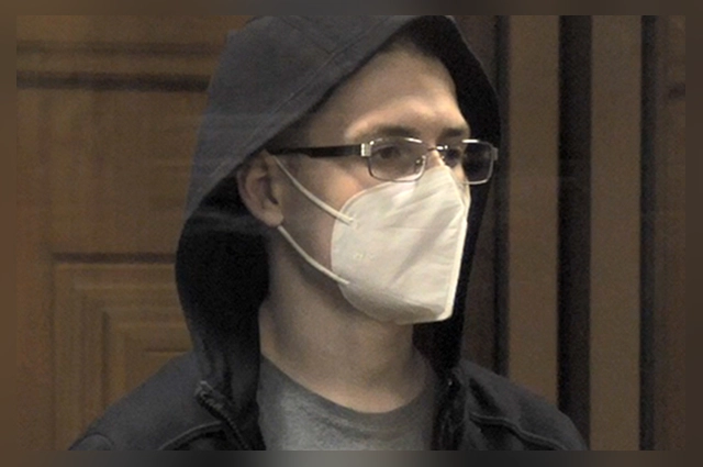 Осужденный просит пересмотреть дело.