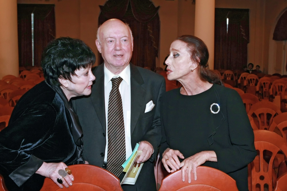 Поэтесса Белла Ахмадулина, Борис Мессерер и балерина Майя Плисецкая, 2008 г.