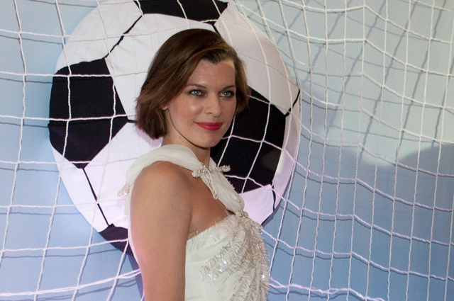 Мила Йовович