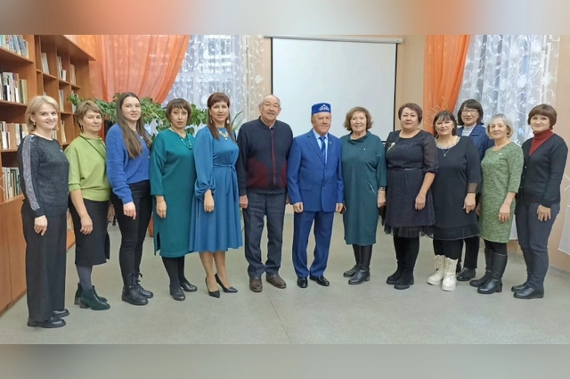 Стихи Хафизова использовались в песнях многих известных татарстанцев.