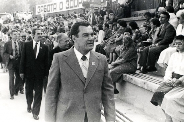 Николай Грицевич на открытии зоны отдыха «Зелёный остров». 1981 год. 